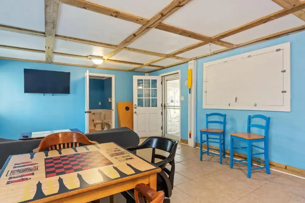 A Writer's Island Cottage by Oak Island Accommodations