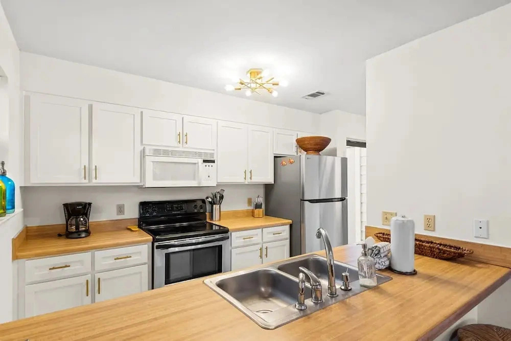 Seagrove Beach 2BR Townhome Near 30A + Free Attraction Tickets