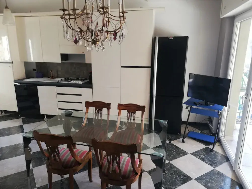 Casa con giardino