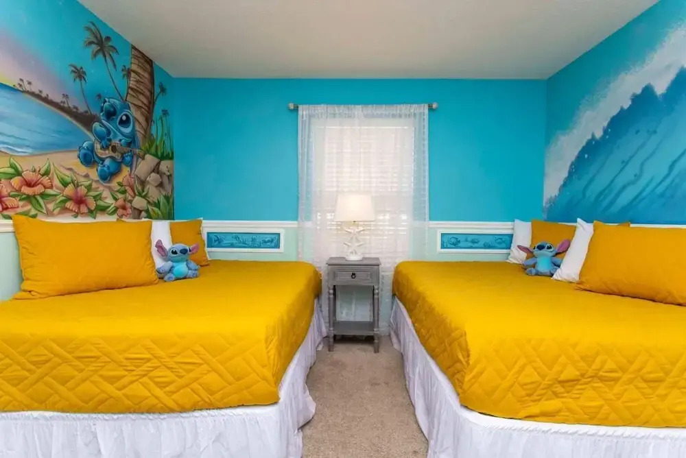 4819 Fantastic Club House With Water Park