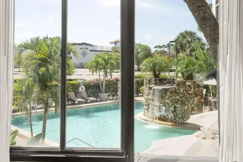 Doubletree by Hilton Fort Myers at Bell Tower Shops