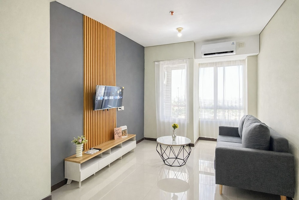 Cozy 2Br For 4 Pax At Nifarro Park Apartment