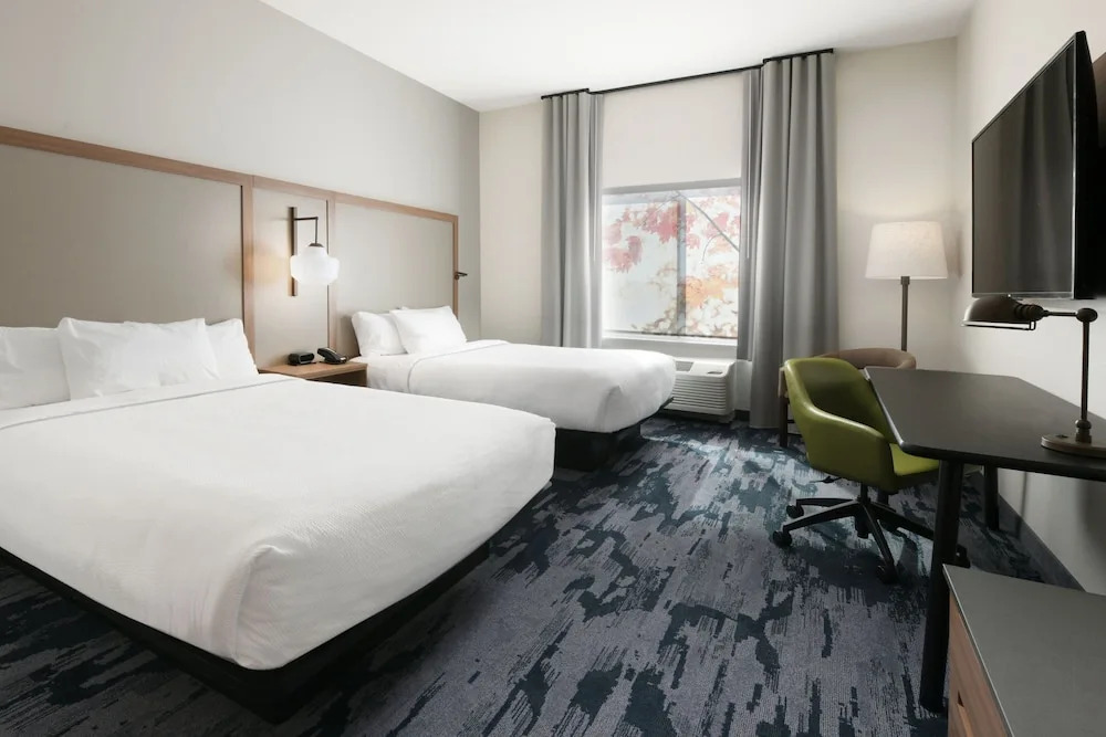 Fairfield Inn and Suites Dallas East