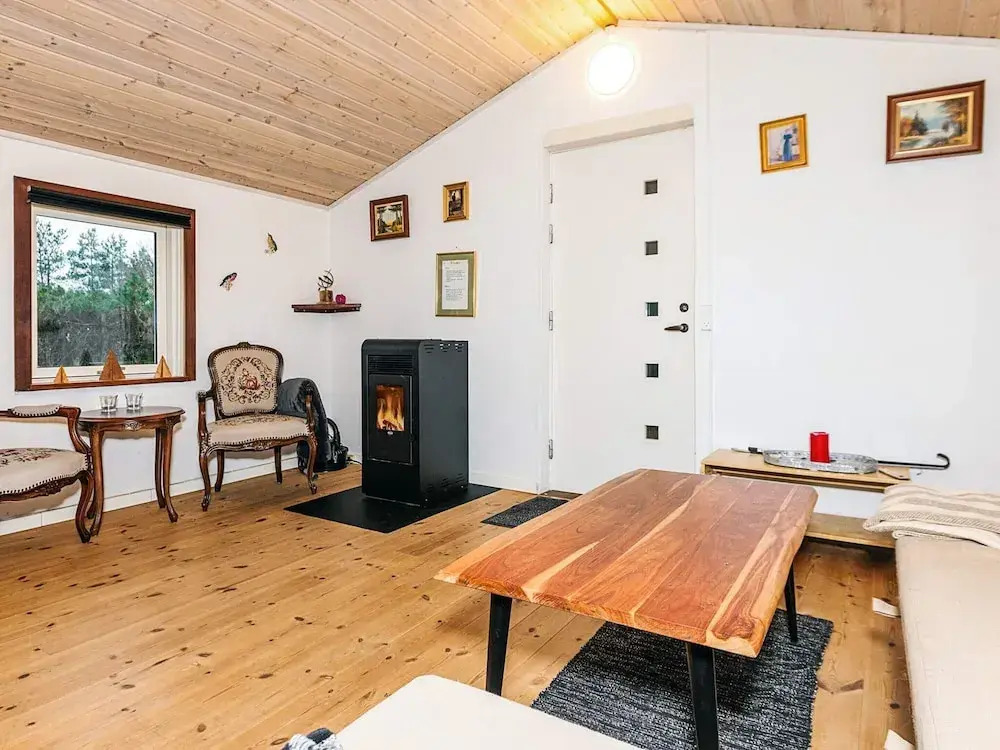 8 person holiday home in Farsø
