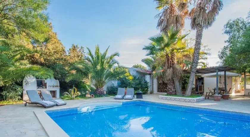 Villa Salinas