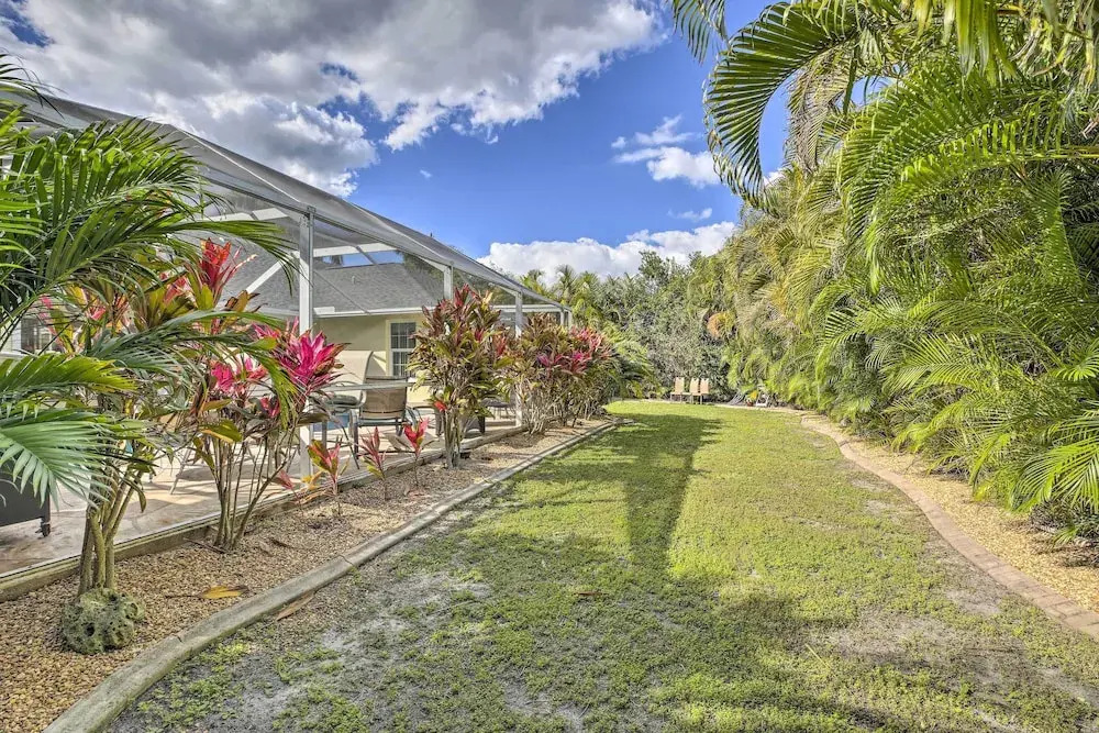 Sun-soaked Cape Coral Getaway w/ Heated Pool