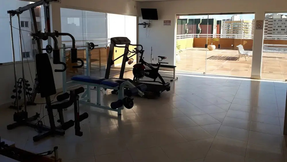 Apto com Ar Split Centro Local Imbatível