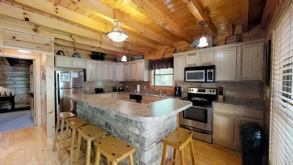 Laurel Valley Way Cabin 1849 - 2 Br cabin by RedAwning