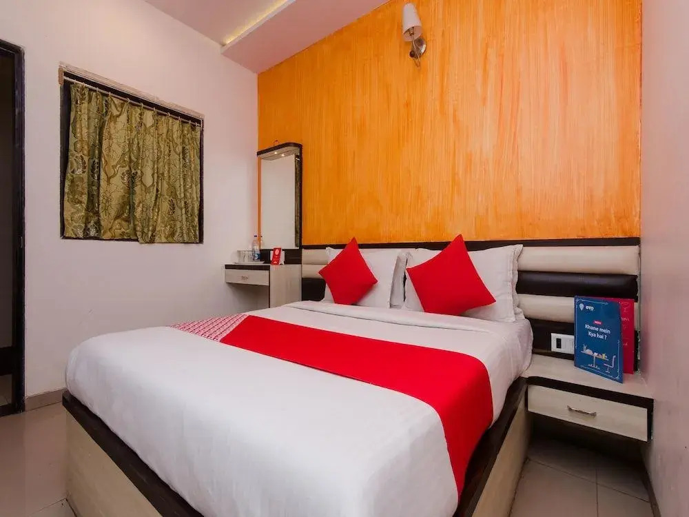 OYO 7879 Golden Tulipz Boutique Hotel