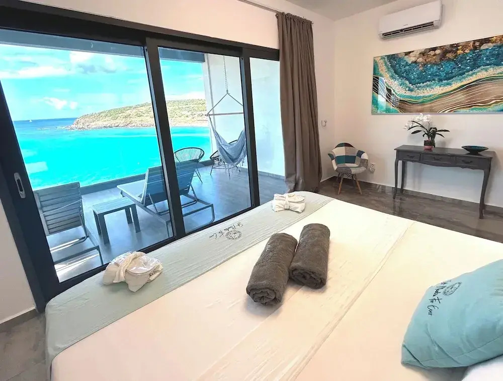 condostmaarten by the sea
