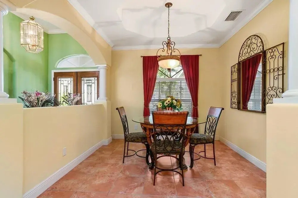 Heathwood Private Home #40529 3 Bedrooms 3 Bathrooms Home