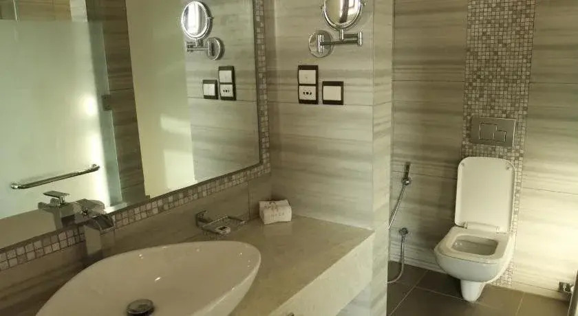 The Royal Shaza Suites
