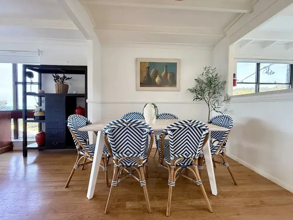 Korora Court by Charlesworth