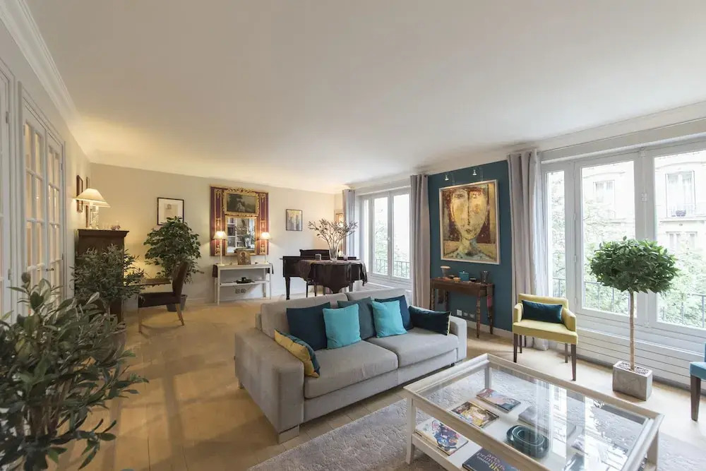 Sophistication on Mozart Avenue