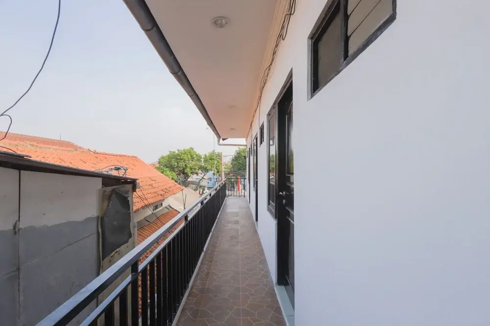 OYO 442 Koen Hanare