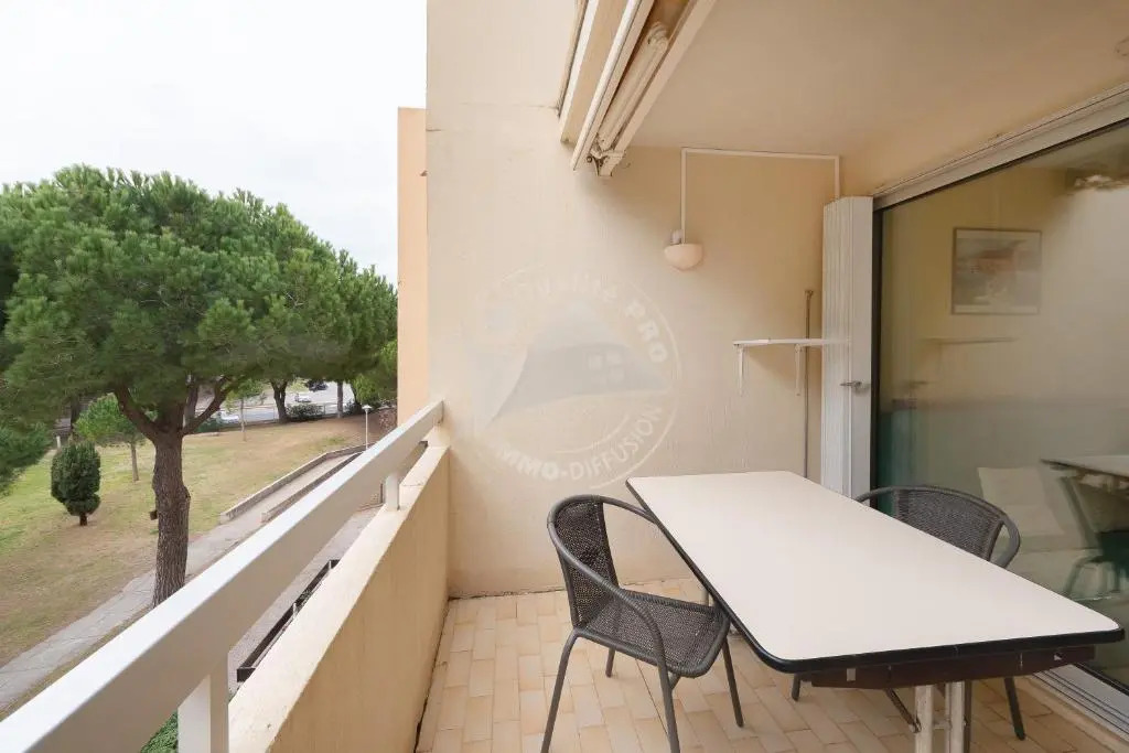 AS21600 - P2 Cabine à 200m de la plage avec parking privatif