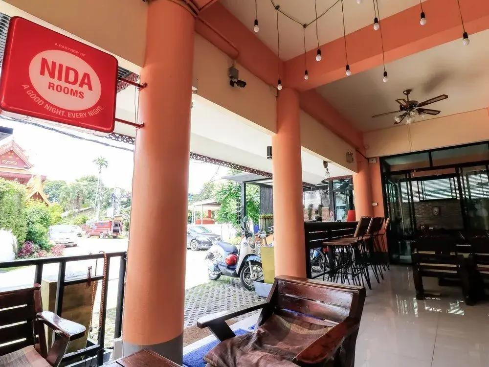 Nida Rooms Moon 235 Walking Street