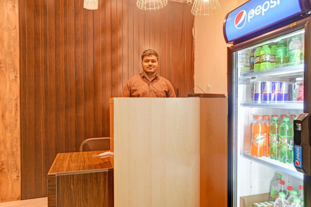 Super OYO Townhouse 931 Hotel Benchmark Vijay Nagar