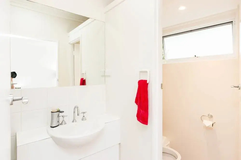 GENIE, 1BDR East Melbourne Studio