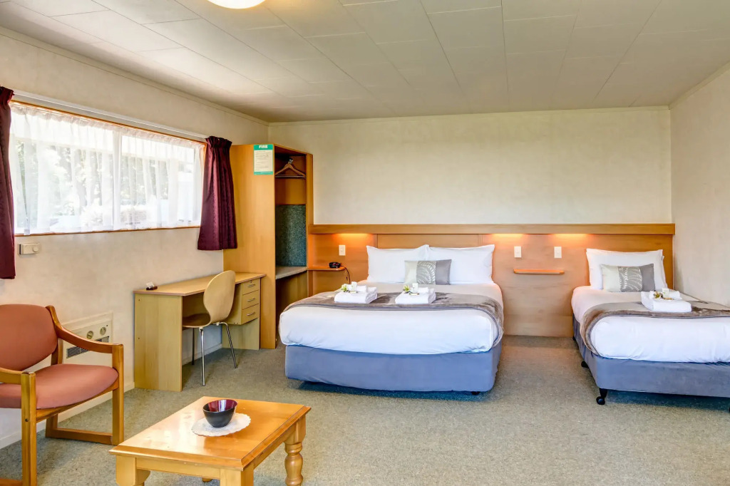 Abbey Court Motel