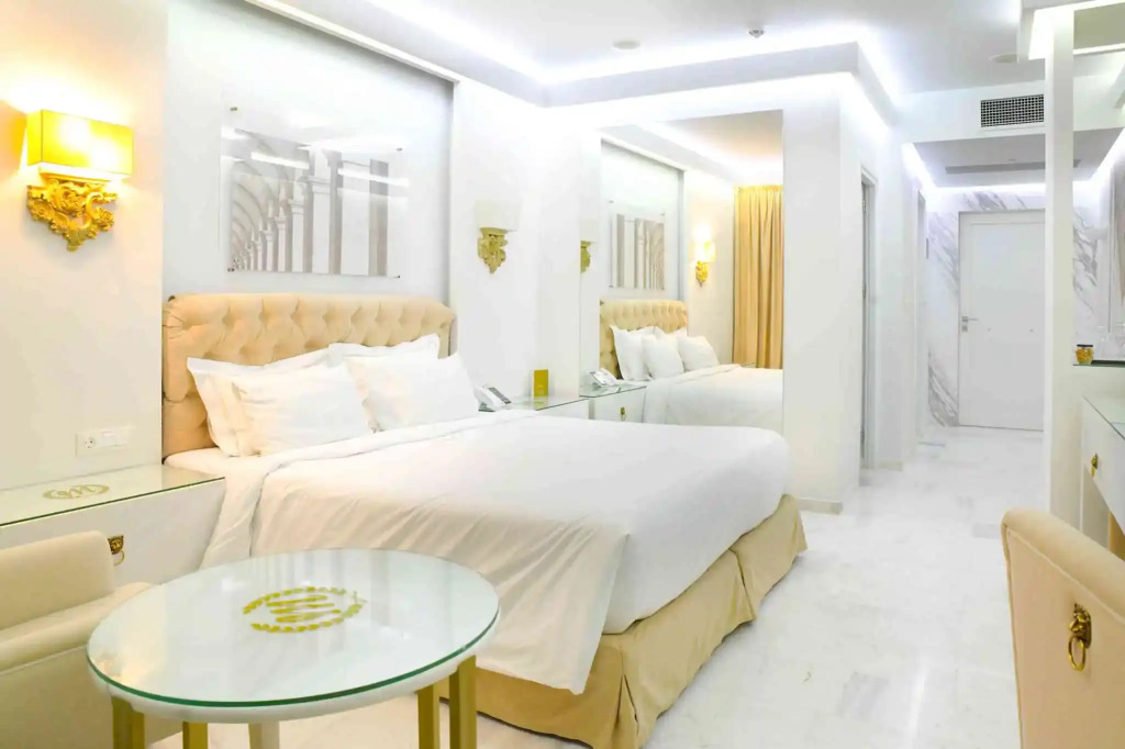 Royal Marmin Bay Boutique & Art Hotel