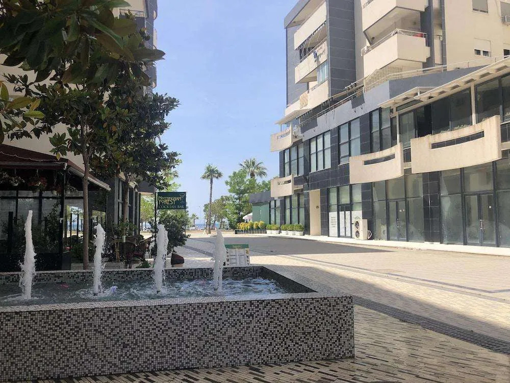 Suites By Jordans Hotel