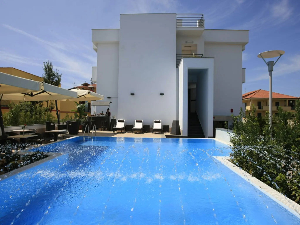 Hotel La Costiera