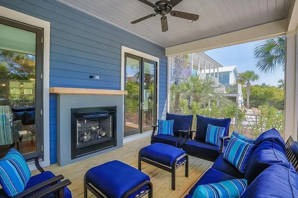 GULF DREAMS 5 Bedroom Holiday Home by Five Star Properties