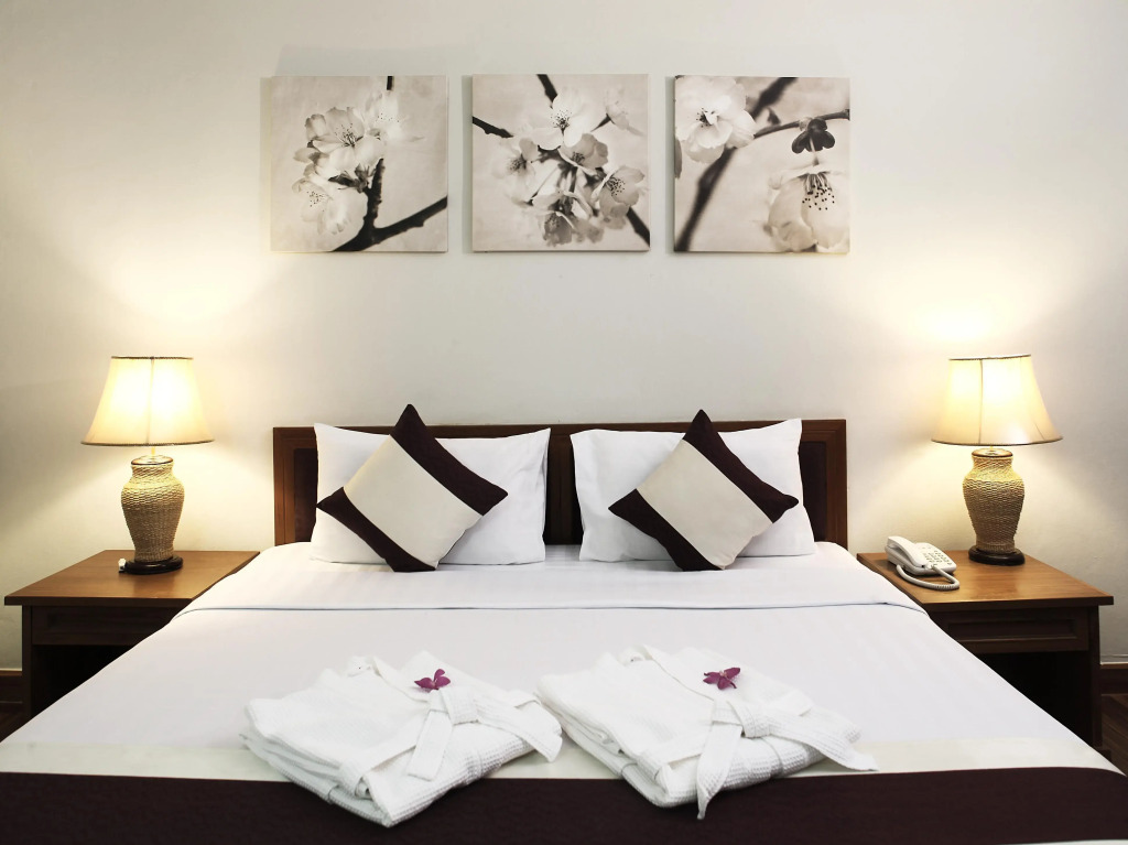 TK Palace Hotel & Convention Bangkok