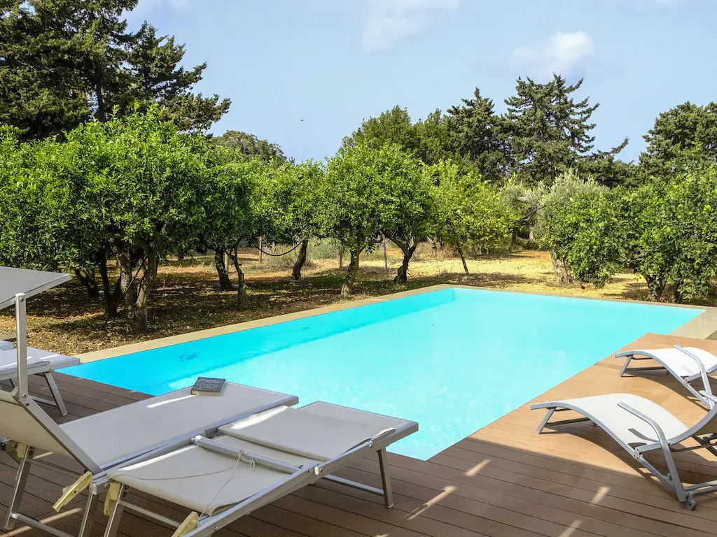 Villa with swimming pool in beautiful Sicily