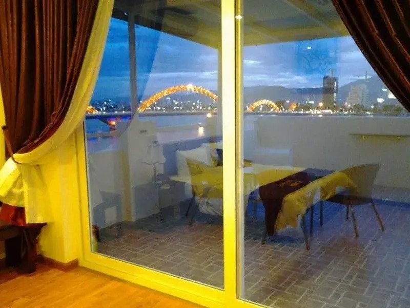 Silver Hotel