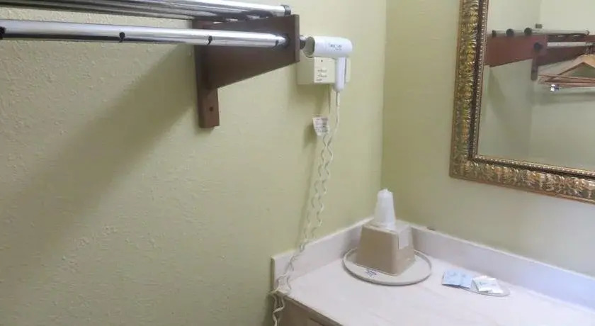 La Grange Executive Inn and Suites