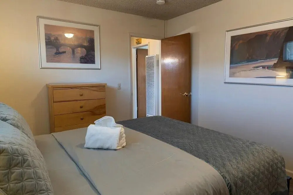 Comfortable and Clean 2-bedroom in Santa Clara