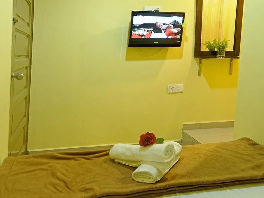 Chomelle Hotel