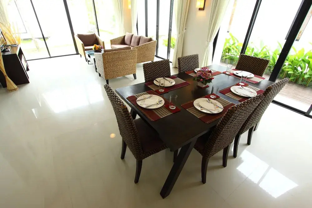 The Oriental Beach Pool Villa & Village