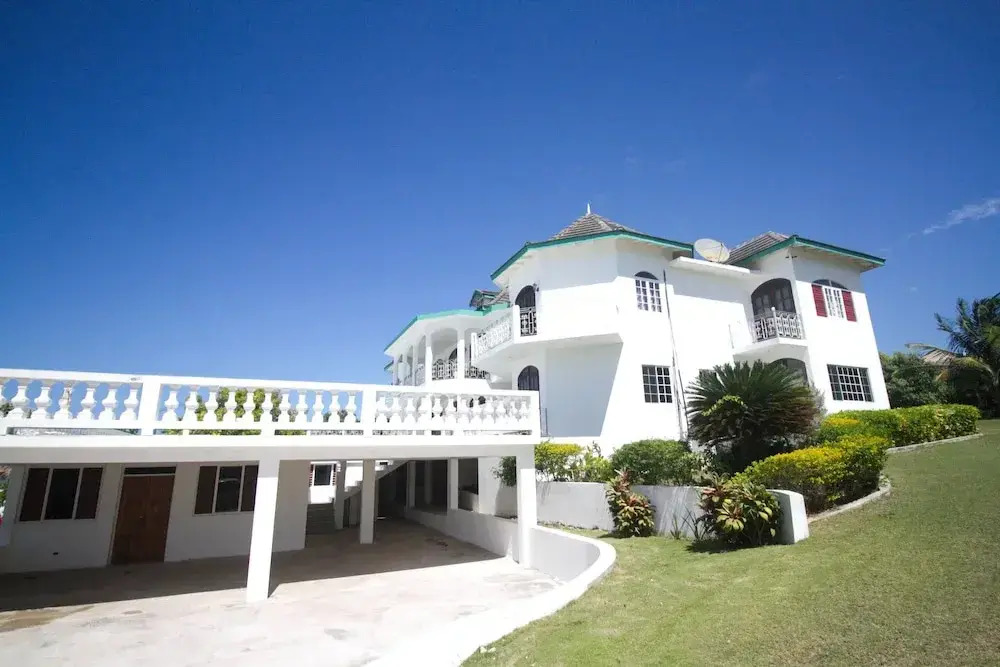 Seaview Chateau