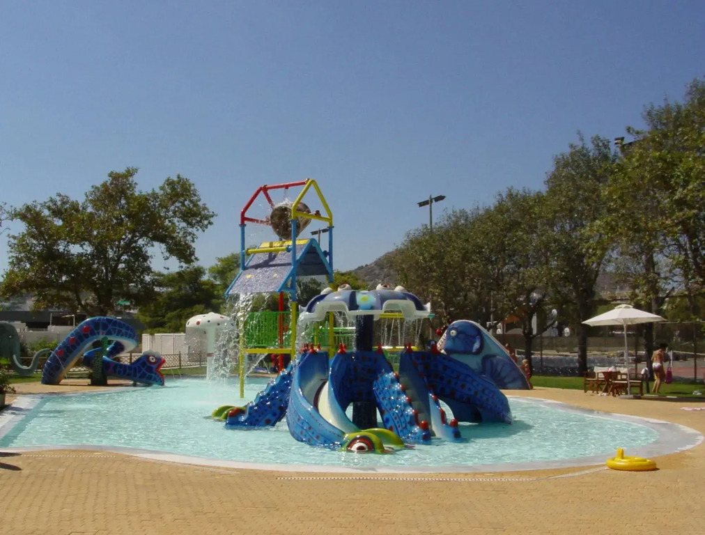 Solimar Aquamarine Resort