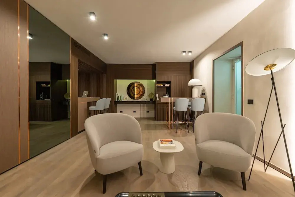 Agra Suites