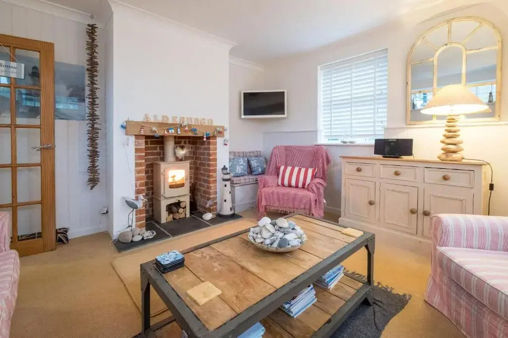 69 Saxmundham Road