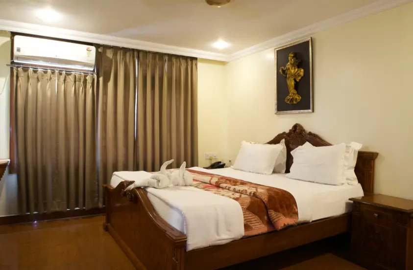 MAYUR HOTEL (Pure Vegetarian Chain) since 1974