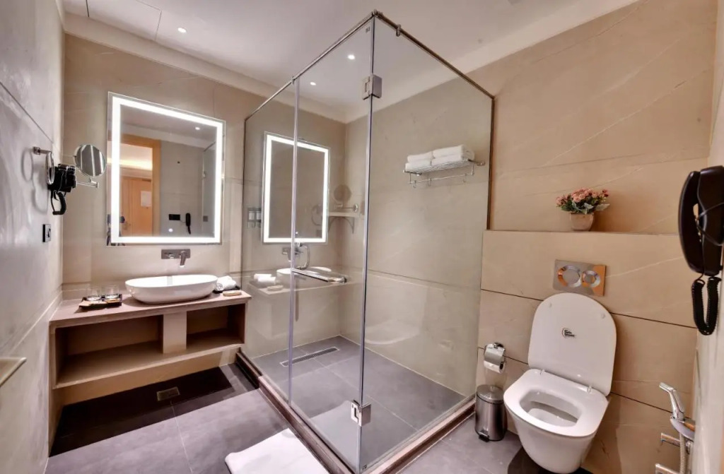 Click Collection Amritsar-Ranjit Avenue