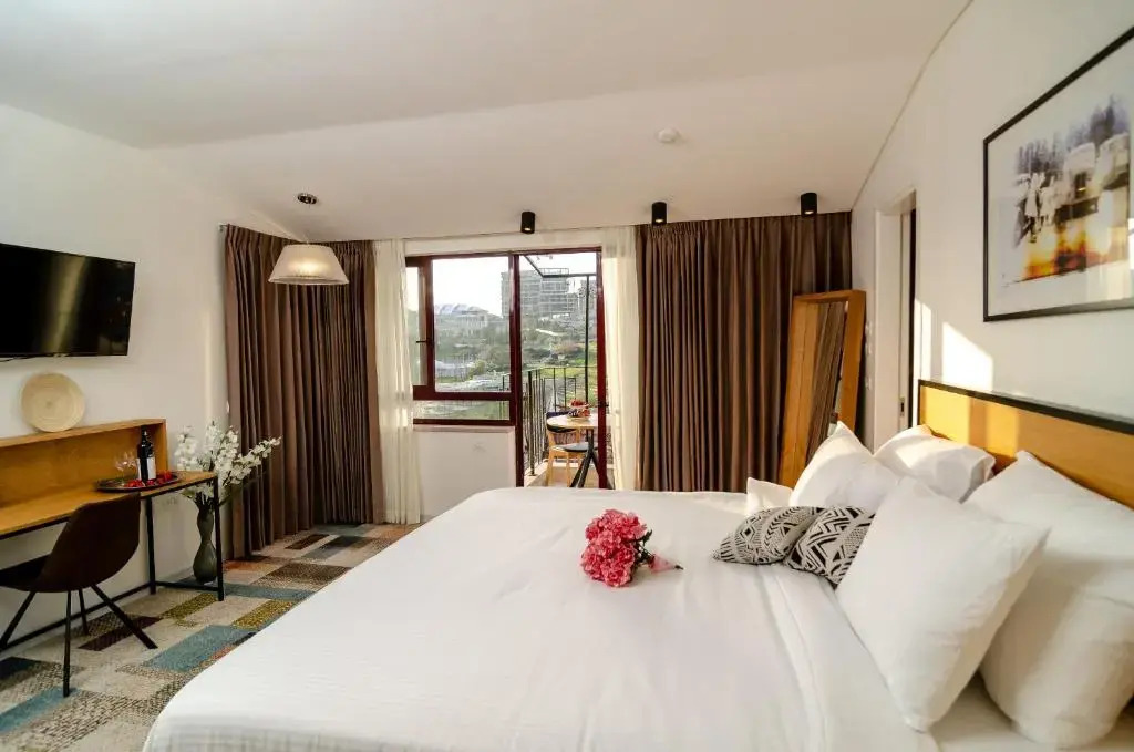 Biazi Hotel
