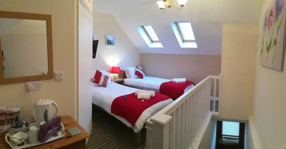 The Courtyard Rooms