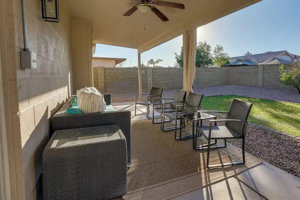 Pet-friendly Yard! Home Near State Farm Stadium