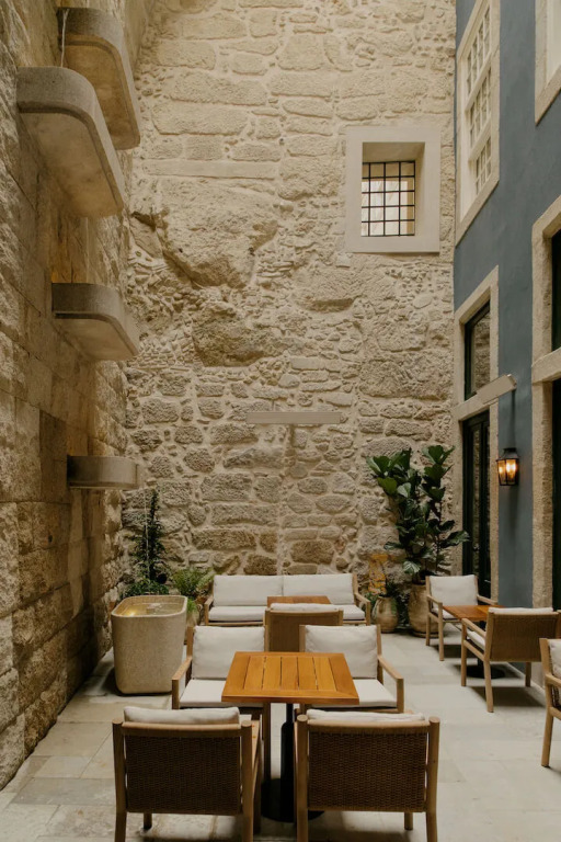 The Largo