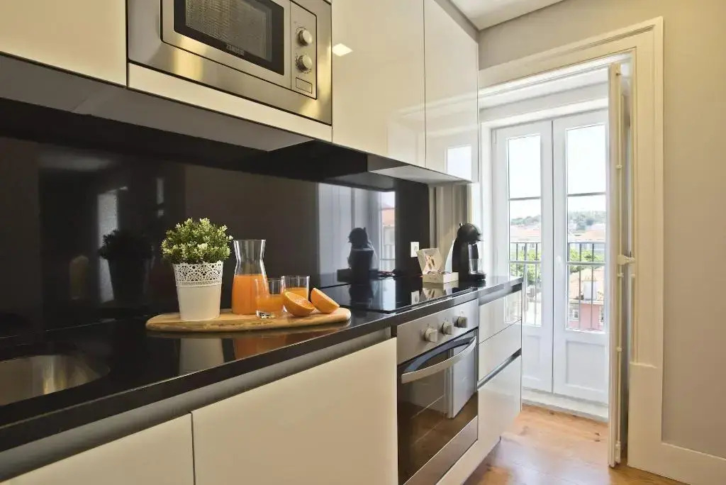 Lisbon Finestay Mastro