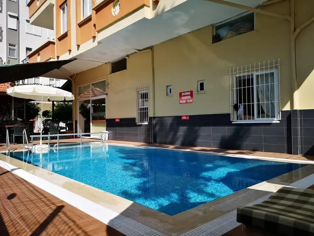 Ak Hotel