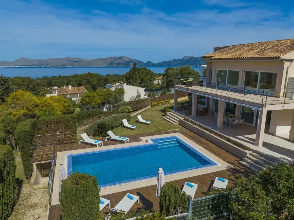 Villa Garau / Heura 8