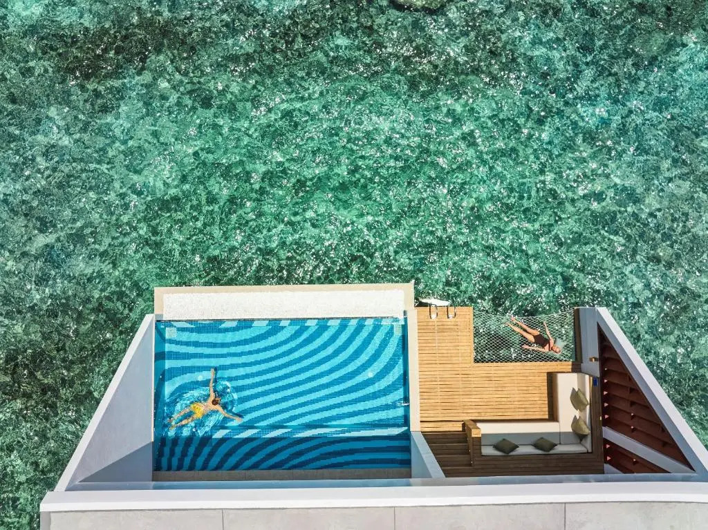ROBINSON MALDIVES