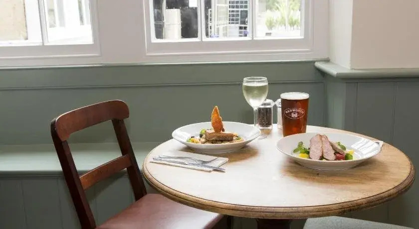 Beckford Inn